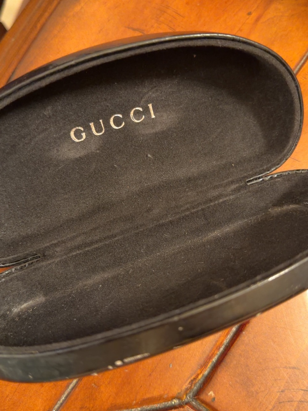 Gucci Black and Gold Rectangular Sunglasses - Picture 3 of 6